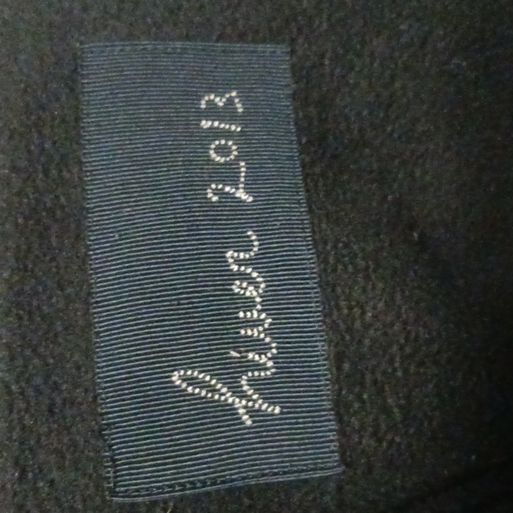 Lululemon Black Lace "Hiver 2013" Size 8 - Picture 11 of 12